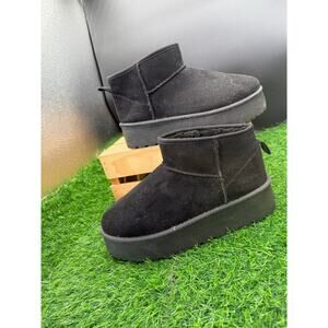 Charlotte Russe- Black - Platform Ankle Boots- Size 9 W